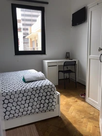 Stanza in affitto in appartamento condiviso a Aveiro