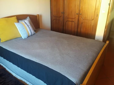 Aveiro de çift kişilik yataklı kiralık oda
