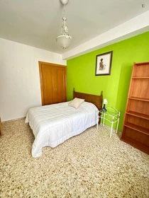 Quarto para alugar com cama de casal em Albacete