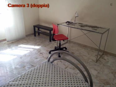 Room for rent in a shared flat in Catania