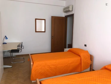 Habitación en alquiler con cama doble Ferrara