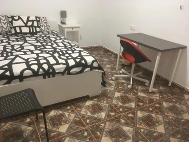 Jasny pokój prywatny w Almería