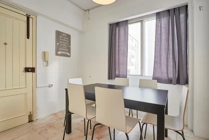 Quarto privado em Rua Sampaio e Pina, imagem 11 de 20