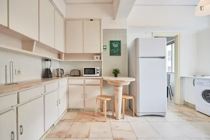 Quarto privado em Rua Sampaio e Pina, imagem 19 de 20