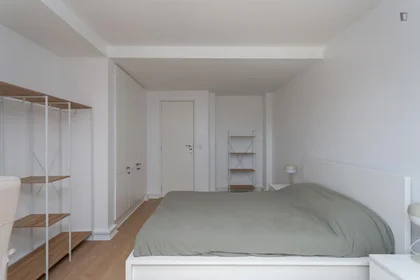 Stanza privata in Avenida Fontes Pereira de Melo, immagine 1 di 40