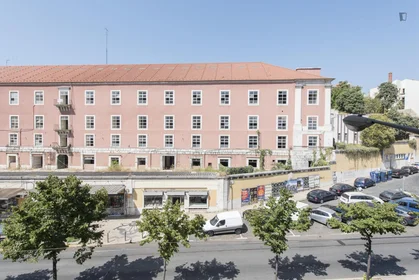 Stanza privata in Av. Almirante Reis, immagine 6 di 17
