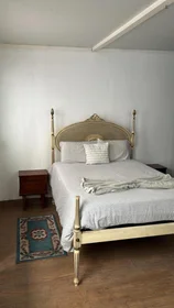 Stanza privata in Rua Eduardo Brazão, immagine 2 di 30