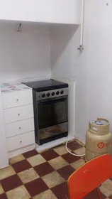 Stanza privata in Rua Eduardo Brazão, immagine 12 di 30