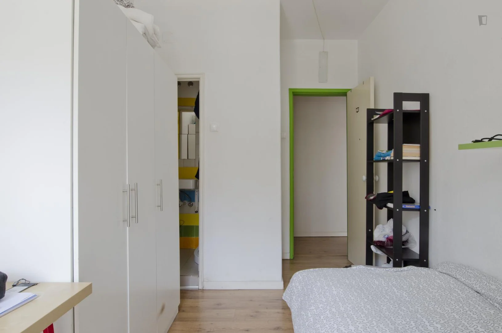 Komfortables und geräumiges Studentenzimmer in 