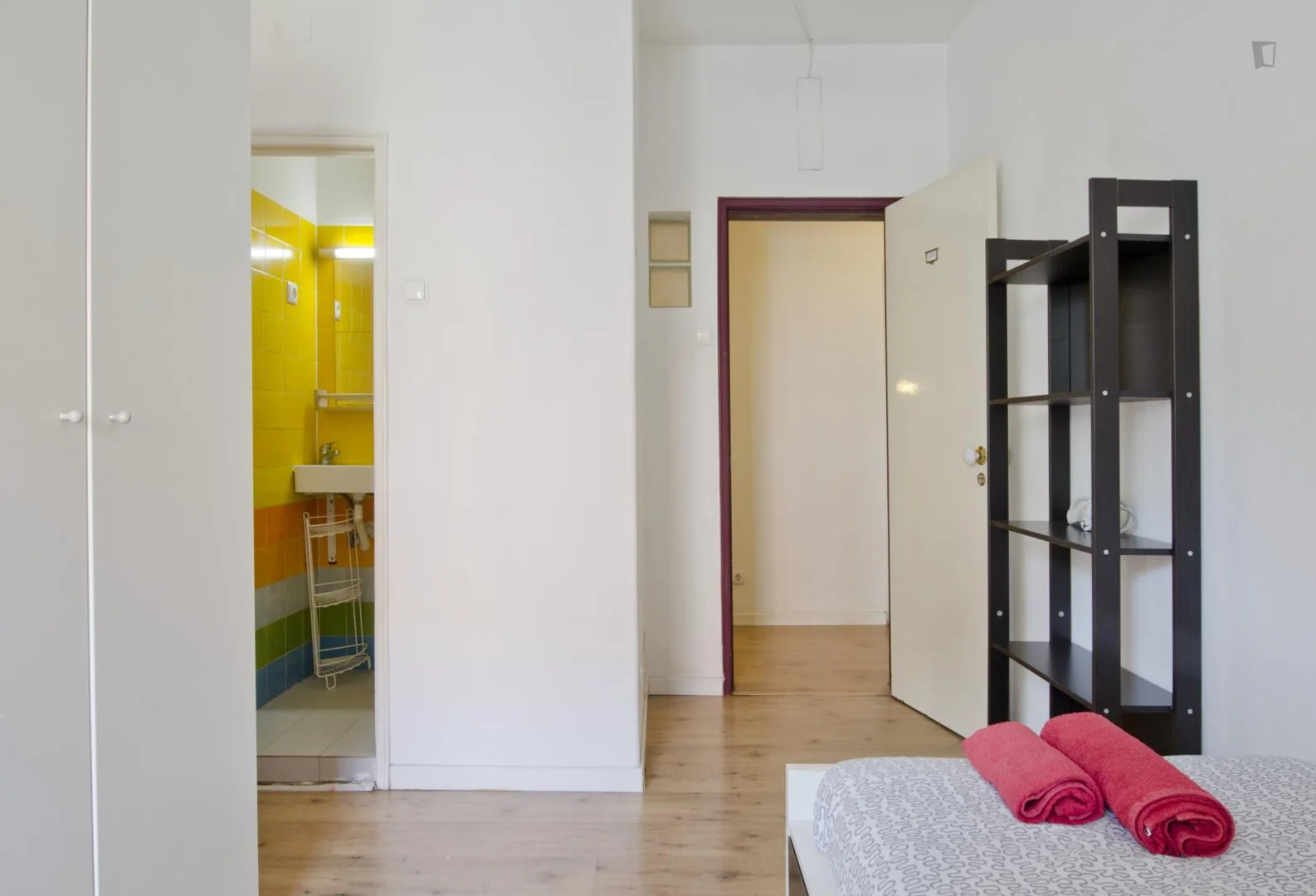 Bezahlbares Zimmer für Studenten mit ausreichender Beleuchtung in 