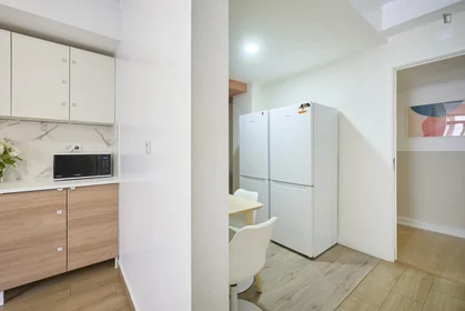 Stanza privata in Avenida Fontes Pereira de Melo, immagine 10 di 37