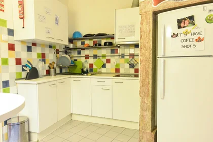 Stanza privata in Av. Almirante Reis, immagine 10 di 17