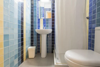 Stanza privata in Av. Almirante Reis, immagine 6 di 17