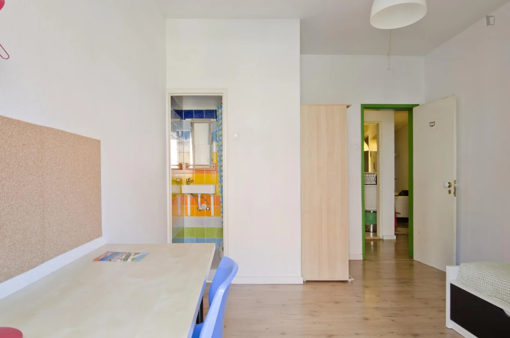 Studentenfreundliches Zimmer in  mit modernen Annehmlichkeiten