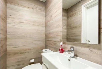 Chambre privée à Av. Infante Dom Henrique, image 17 de 28