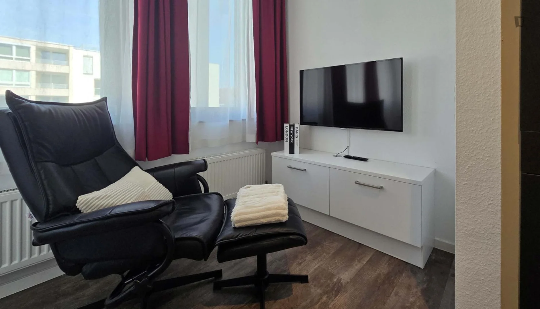 Komfortables und geräumiges Studentenzimmer in 