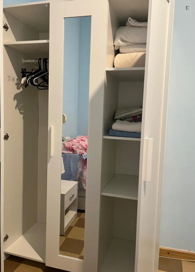 Habitación para estudiantes en  con modernas comodidades