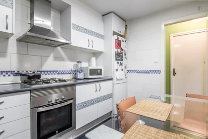 Stanza in affitto in appartamento condiviso a Sabadell