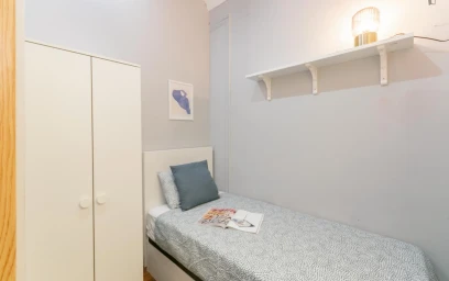 Habitación privada en Balmes 109, imagen 3 de 16