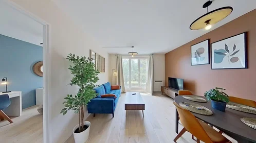 Private room at Rue du Loup, Coteaux Ouest, image 8 of 10