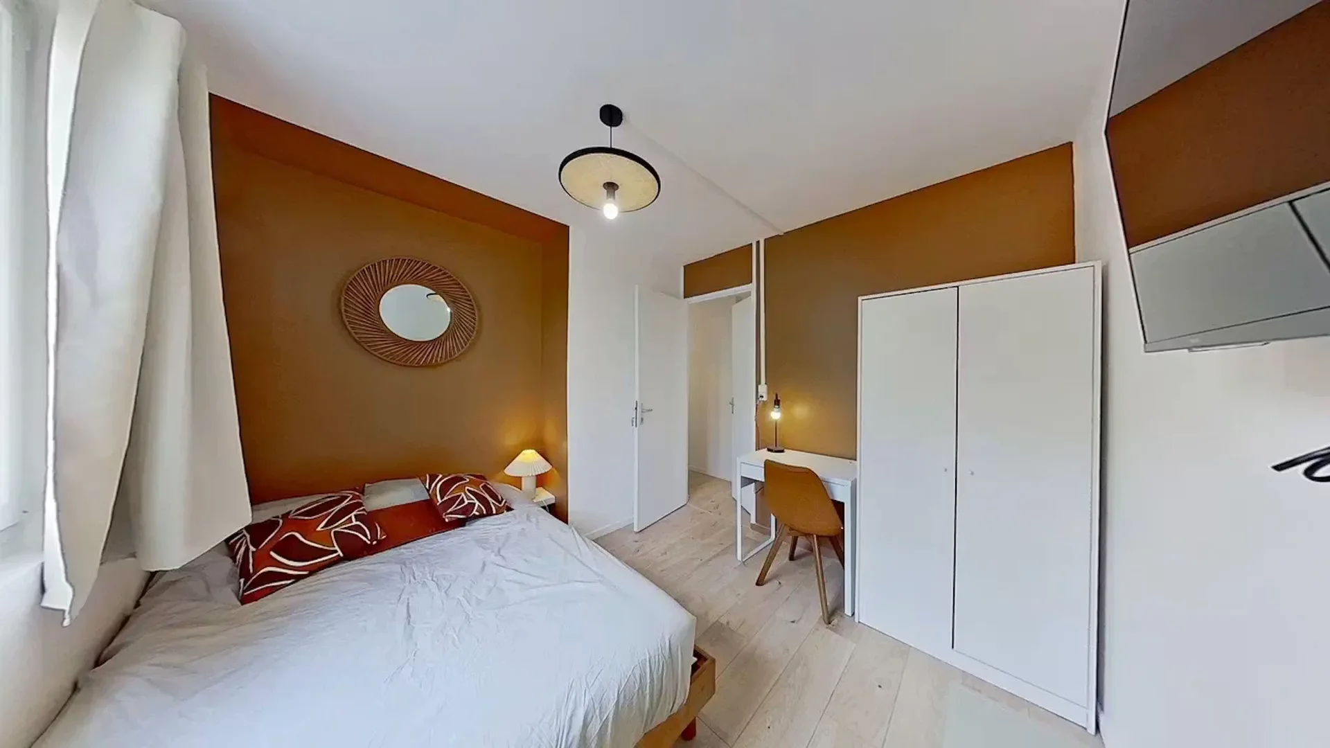 Zimmer in Studentenwohnung in  zu vermieten, voll möbliert