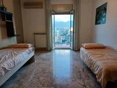 Gesamte Unterkunft in der Via Santa Maria Mazzarello, Uditore-Passo di Rigano, bild 5 von 10