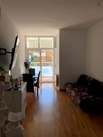 Habitación privada en Ronda del Guinardó, imagen 5 de 13