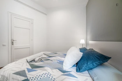 Private room at Avinguda Diagonal, image 4 of 16