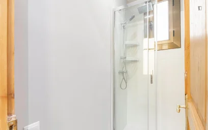 Habitación privada en Balmes 109, imagen 9 de 18