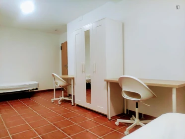 Room for rent in a shared flat in cerdanyola-del-valles