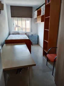 Alquiler de habitación en piso compartido en Mataró