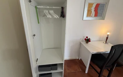 Private room at Rua dos Castelos, image 20 of 24