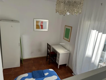 Habitación privada en Rua dos Castelos, imagen 25 de 26
