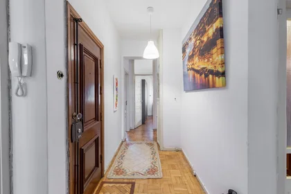 Private room at Rua de Diogo Cão, image 9 of 13