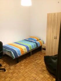 Bright private room in {area}