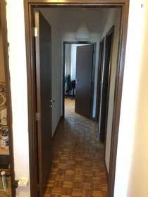 Private room at Rua de Contumil, image 10 of 21