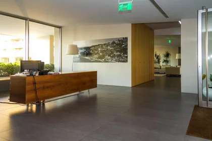 Entire apartment at R. Carlos de Carvalho, image 31 of 33