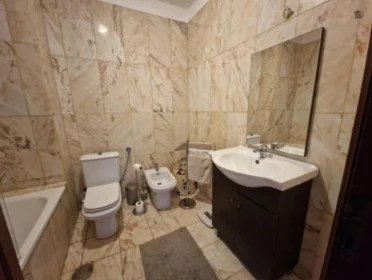 Private room at Rua do Amparo, image 7 of 10