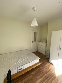 Habitación privada muy luminosa en Porto