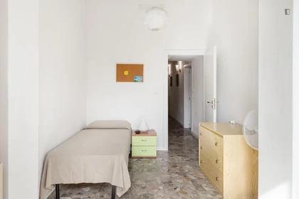 Zimmer mit Doppelbett zu vermieten Firenze