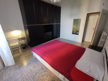 Chambre à louer avec lit double Florence