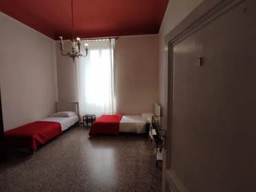 Chambre à louer avec lit double Florence