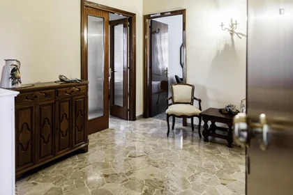 Habitación privada en Via di Novoli, imagen 15 de 17