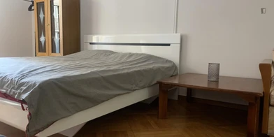 Cheap private room in Athens