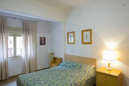 Room for rent with double bed Sevilla