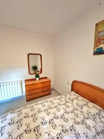 Renting rooms by the month in Castellón De La Plana