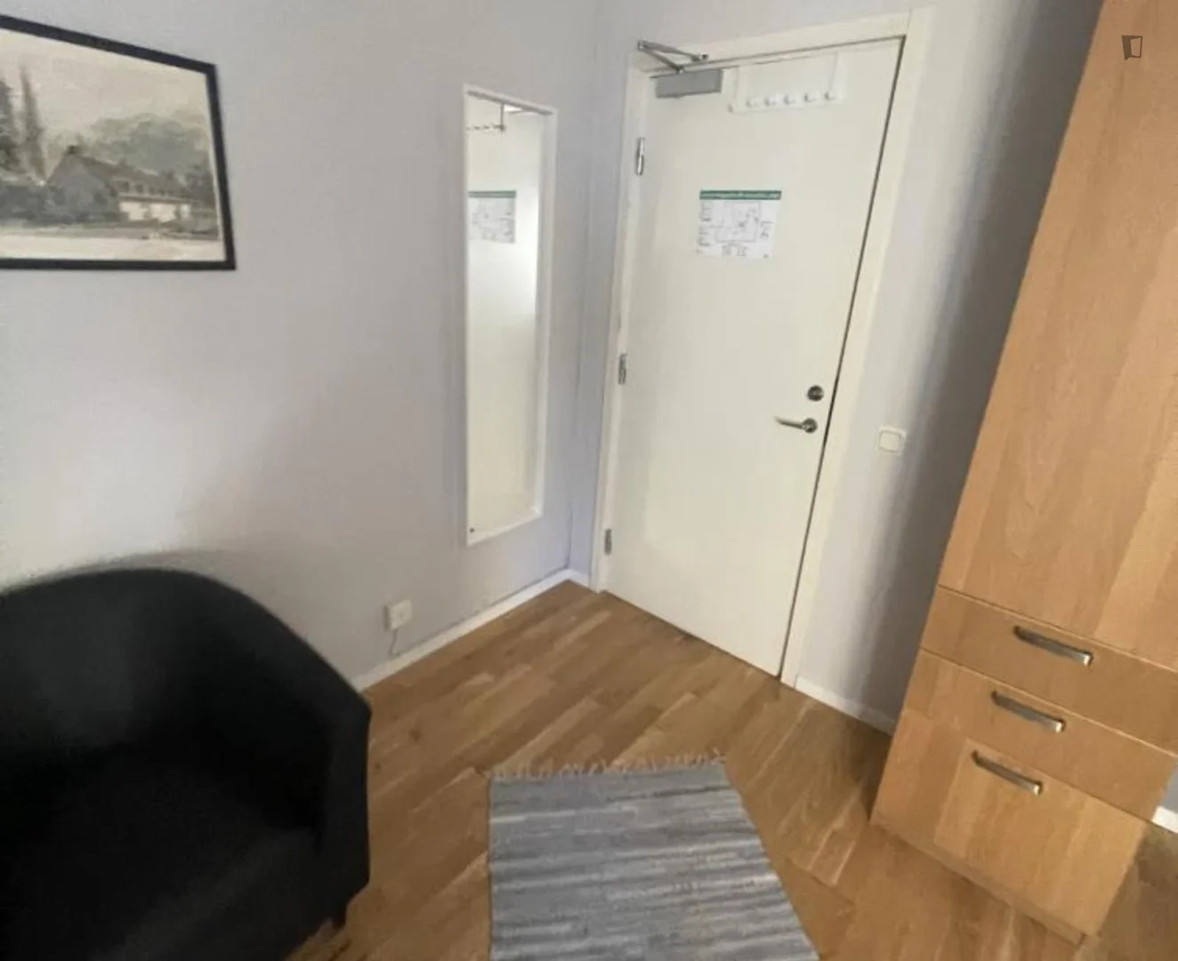 Chambre confortable pour étudiants disponible dans 