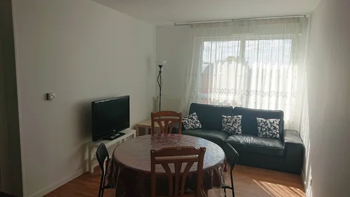 Privatzimmer in der Évry-courcouronnes, 91000, bild 1 von 10