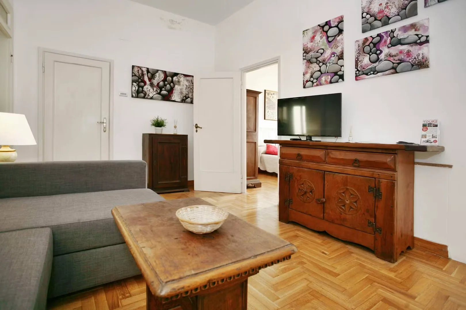 Komfortables und geräumiges Studentenzimmer in