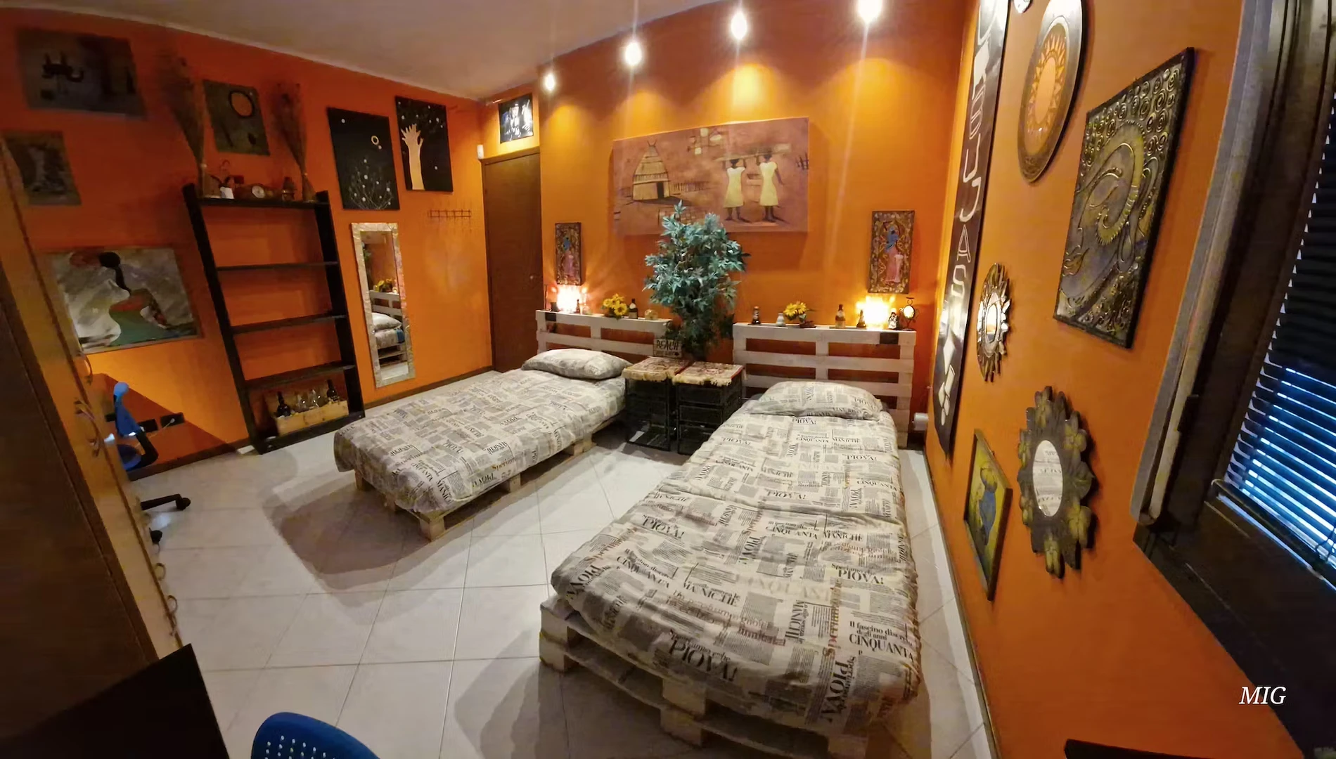 Shared room in 3-bedroom flat Bergamo